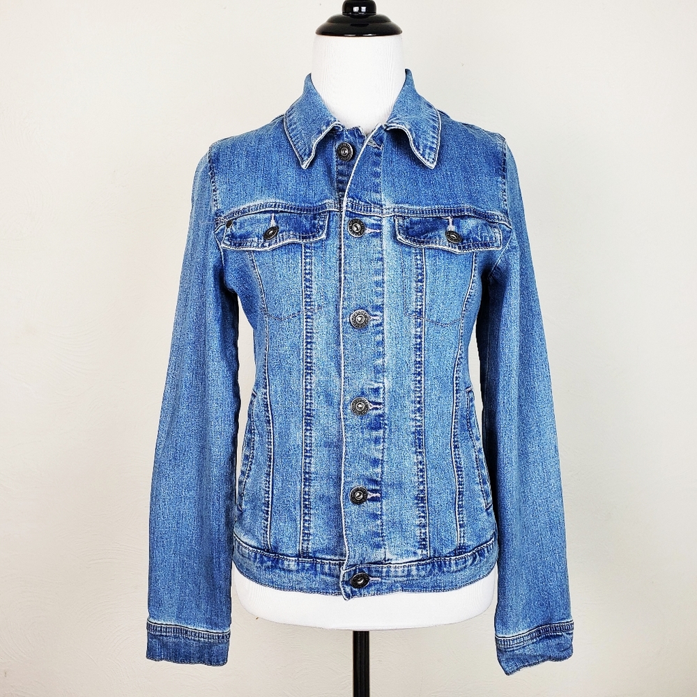 Wrangler Jean Jacket Denim Blue Vintage Button Trendy Boho Spring Summer Fall